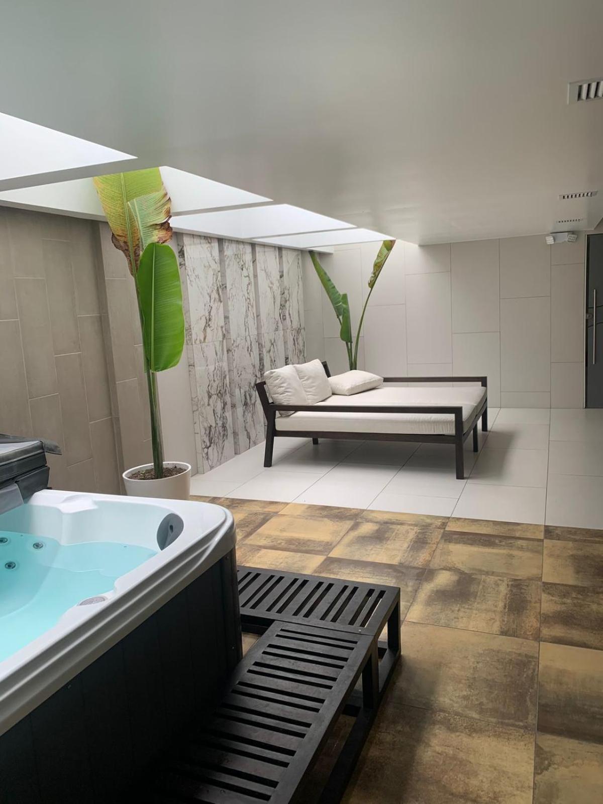 Confort Suite La Carolina 基多 外观 照片