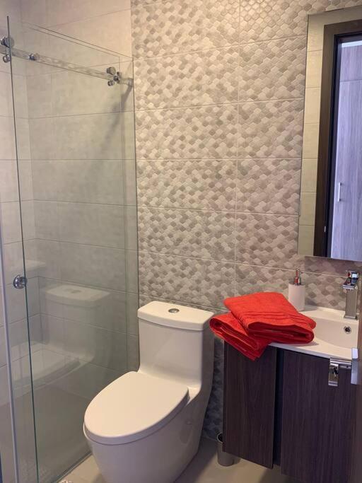 Confort Suite La Carolina 基多 外观 照片